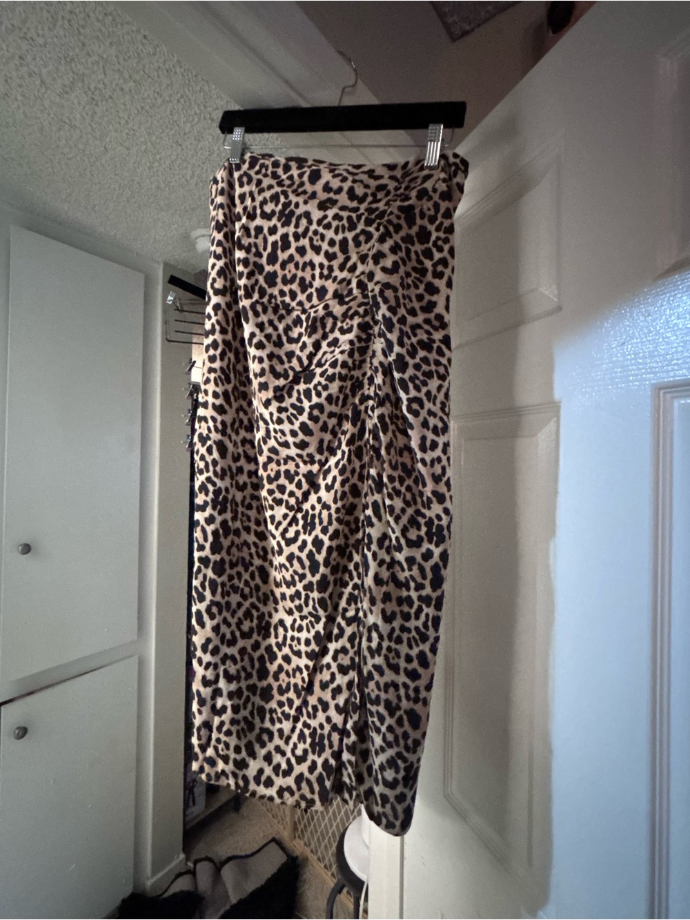 Leopard Print Midi Skirt - Beige & Black